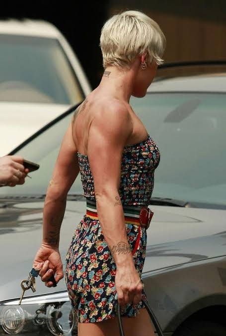 images?q=tbn:ANd9GcRaYUc73zTGYCw3AZDo-h4