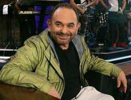Η γνωστή ηθοποιός και ο σύζυγός της θωμάς. O Sakhs Mpoylas Apex8anotan Tis Apokalypsh Apo Thn Korh Toy Newshare Gr