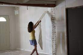 How To Remove Wallpaper From Unprimed Drywall Removable Wallpaper Removing Old Wallpaper Home Repairs