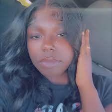 Ebony Starkey's Instagram, Twitter & Facebook