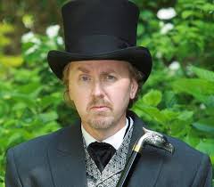 Amazon.com: The Angel of Highgate: 9781783295340: Entwistle, Vaughn: Books