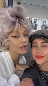 Ukysah Preview ~ How to use the Sensei of Style • • • @Hesterwernert @ Mandy.berger @Mogeenamsterdam @Authenticbeautyconcept  @hesterwernert_editorials @cindymantel_sacresdgrace @milangino  #authenticbeautymovement #ukysah #hairpin #pin #consciousness ...