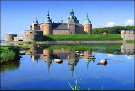 Kalmar is a city in the southeast of sweden, situated by the baltic sea. Kalmar Castle Kalmar Sweden Schweden Goteborg Bilder