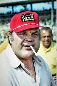 What a way to say Indy............... "Hoss" at "The 500" in a "WooF BooM  Mary" hat!