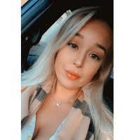 Laura Menz's Instagram, Twitter & Facebook