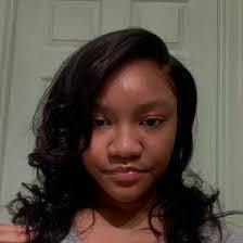 Lily Salisbury's Instagram, Twitter & Facebook