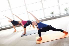 3 Simple Yoga Poses To Balance Your Sacral Chakra Best Workout For Beginners Exercise Easy Yoga Poses
