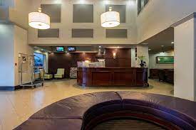 Mylora sidaway golf club is only 12 minutes' drive away. Sandman Hotel Vancouver Airport Ab 101 1 4 3 Bewertungen Fotos Preisvergleich Richmond Kanada Tripadvisor