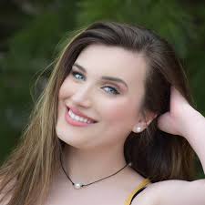 Courtney Bullis Photography