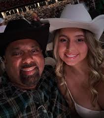 Sunil Abraham (@sunil_el_indio) • Instagram photos and videos