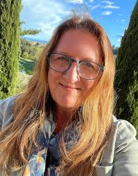 📖Author Readings are back at this year's North Shore Readers & Writers  NonFest! Join us at Studio 21