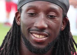 Quarterback dominates falcons pass defense