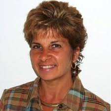 Denise Crownover's Instagram, Twitter & Facebook