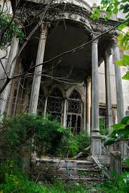 A Compendium Of Abandoned Greenhouses Abandoned Houses Abandoned Places Old Abandoned Houses