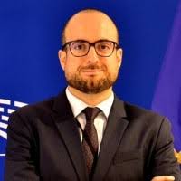 9800+ "Ricardo”" profiles