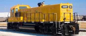 Rssx 1681 Railserve Leaf Gen Set Locomotive With Single Cummins Qsx15 L3 660 H P Engine Tier 3 Complian Locomotive Locomotive Engine Railroad Photography