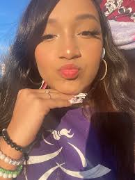 Went to see Yasmin again and took over one of my masks I made didn't have  time to sort her out will next time she is safe at my mums in my