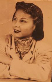 LURCH, MORTICIA AND GOMEZ IN FULL COLOR. TED CASSIDY, CAROLYN JONES AND  JOHN ASTIN.