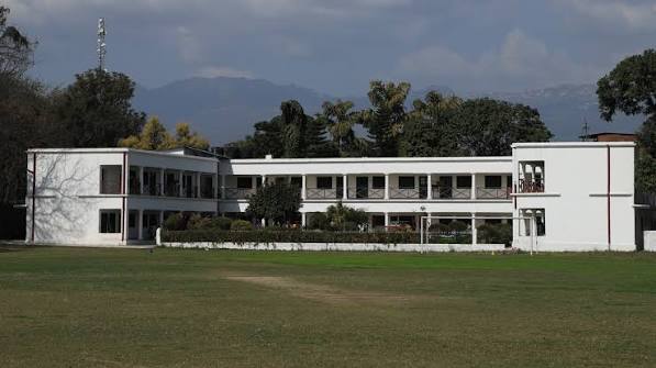 Col. Brown Cambridge School