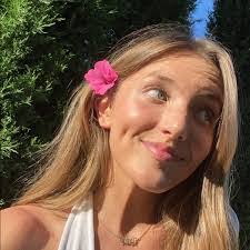 Deborah Isley's Instagram, Twitter & Facebook