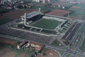 Mario balotelli in arrivo a monza, l'attaccante vestirà la maglia biancorossa. Storia Dello Stadio Di Monza Schiavi Spa