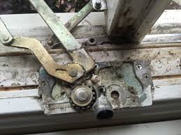 Learn how to replace your broken or loose window crank. How To Replace A Broken Window Crank Dengarden
