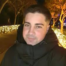 Adrian Cuevas (@cgadri)