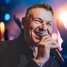 Die 10 besten DJs in Traunstein (Preisvergleich)