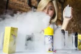 Jadi sangat disayangkan penetapan tarif cukai vape sebesar 57% justru dapat menghampat. Cap Vape Buatan Pemuda Bandung Dilirik Perusahaan Amerika Antara News Jawa Barat