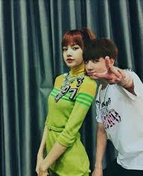  á´µâ¿Ë¢áµáµáµÊ³áµáµ I Jungkook Lisa Bts Girl Kpop Couples Blackpink And Bts