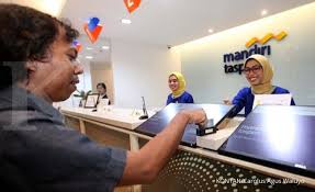Kejar paket apa bisa jadi pegawai bank?. Ikut Serta Atasi Covid 19 Pegawai Bank Mantap Kumpulkan Bantuan Rp 2 1 Miliar