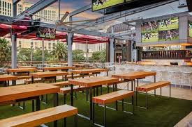 Home of the cleveland browns sports bar, italian american bar and sports bar in las vegas. Las Vegas Sports Bars 10best Sport Bar Grill Reviews
