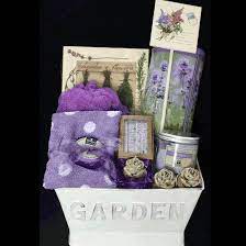 Welkom Bij De Verrassingsmand Verjaardagscadeaus Ideeen Voor Cadeaus Cadeautjes