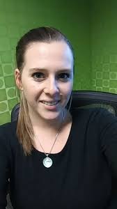 I would like a reading plz if anyone is connected to me...I feel so totally  lost I was wondering if I could get a future reading...please