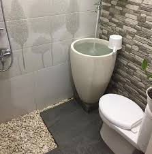Bathtub untuk kamar mandi desain minimalis, bak mandi modern bahan batu alam bathtub untuk kamar mandi dengan desain minimalis sangat cocok untuk semua kalangan. 8 Desain Bak Kamar Mandi Minimalis Yang Fungsional Dan Dekoratif Gampang Dibersihkan Lagi
