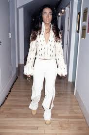Aaliyah aaliyah aaliyah costume hipster outfits mode outfits. Aaliyah S Coolest Outfits Aaliyah Style