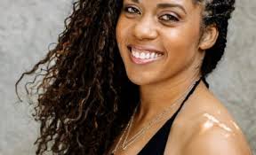 Meet Takara Smith: Freelance MUA, Content Creator and Beauty Influencer.