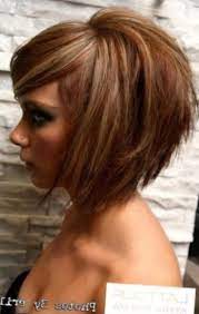 Carre Plongeant 2017 Tous Nos Modeles De Carre Plongeant 2017 Diaporama Beaute Doctissimo Carre Plongeant Carre Plongeant Cheveux Coiffure Cheveux Carre