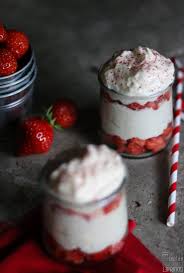 Le Tiramisu Aux Fraises De Christophe Felder Tiramisu Fraise Alimentation Dessert Fraise