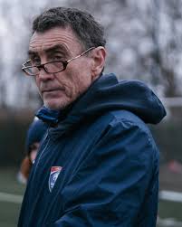 𝐒𝐞́𝐧𝐢𝐨𝐫𝐬 𝐃𝟑