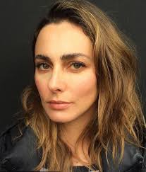 Demente es una teleserie nocturna de thriller y suspenso policial de mega que se estrenará el primer semestre de 2021. Postrado Y Con Depresion Asi Estaria El Joven Atropellado Por Actriz Javiera Diaz De Valdes