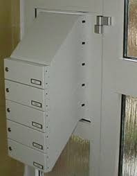 Möglich ist eine vielzahl von variationen, z. Mit Die Grossten Energieverschwender Im Hausbau Sind Die Briefkasten In Hausturen Turelementen Und Wanden Wordpress Presseartikel Oko Architektenhaus