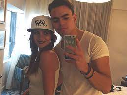 Me gustaria saber que piensan los padres de zendejas al verlo al lado de la carmine. Laura Carmine Y Adriano Zendejas De A Que No Me Dejas Confirman Su Romance