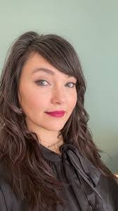 Jodi Richards's Instagram, Twitter & Facebook