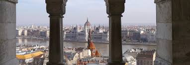Wij hebben voordelige hotels op de beste locaties bij budgetplaces.com. Van Boedapest Luchthaven Naar Het Hotel In Het Centrum Citytrip Boedapest