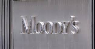 Ektamieysh Ths Doshs Twn 2 8 Dis Kai Anapty3h 1 8 To 2017 Blepei Gia Thn Ellada H Moody S Moodys Moody S Jpmorgan Chase
