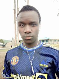 clean 6 seater L shape plus puff 15k allsoaps 0758595403