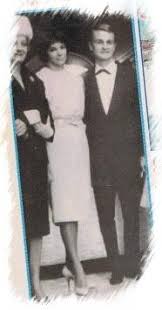 Janet Woollacott Nur wochen bevor claude françois ein bedeutender star wurde, verließ woollacott claude françois für gilbert bécaud. janet woollacott