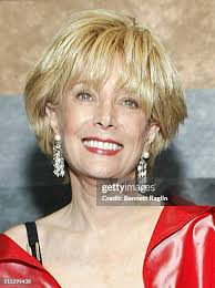 2,000 Leslie Stall Photos & High Res Pictures