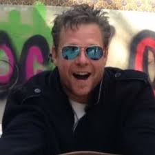 Gillian Hibbert (@chickeng)